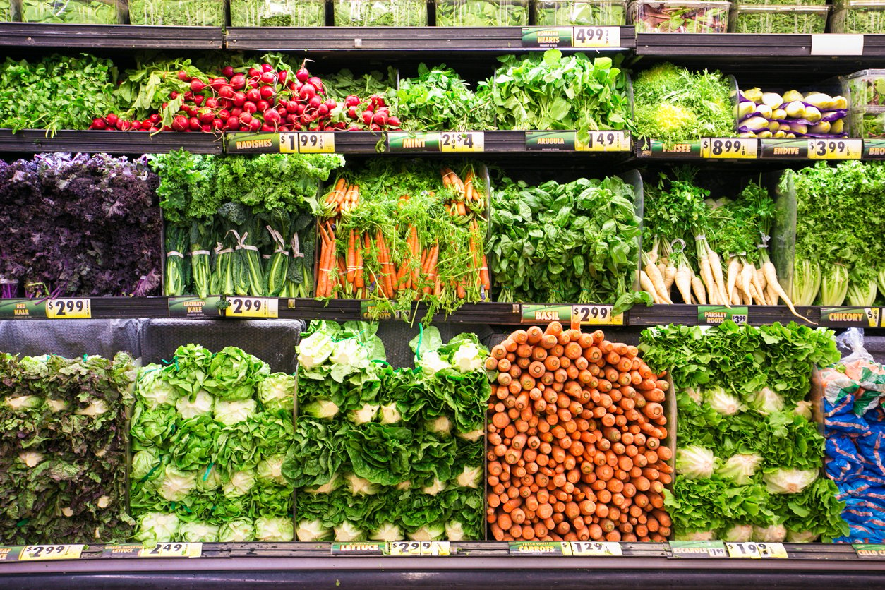 Resultado de imagem para Mercado na Nova Zelândia dispõe frutas e vegetais sem sacos plásticos